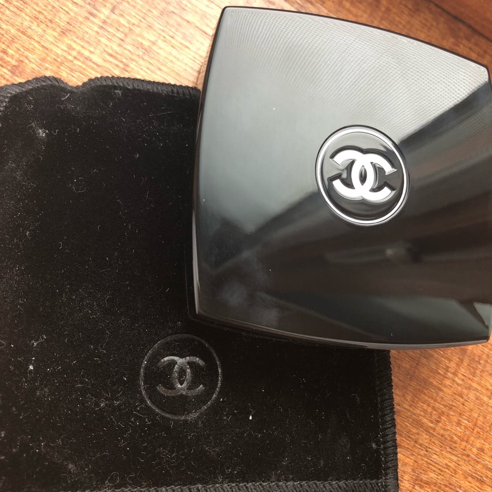 Chanel Les 4 Ombres palette. BRAND NEW.